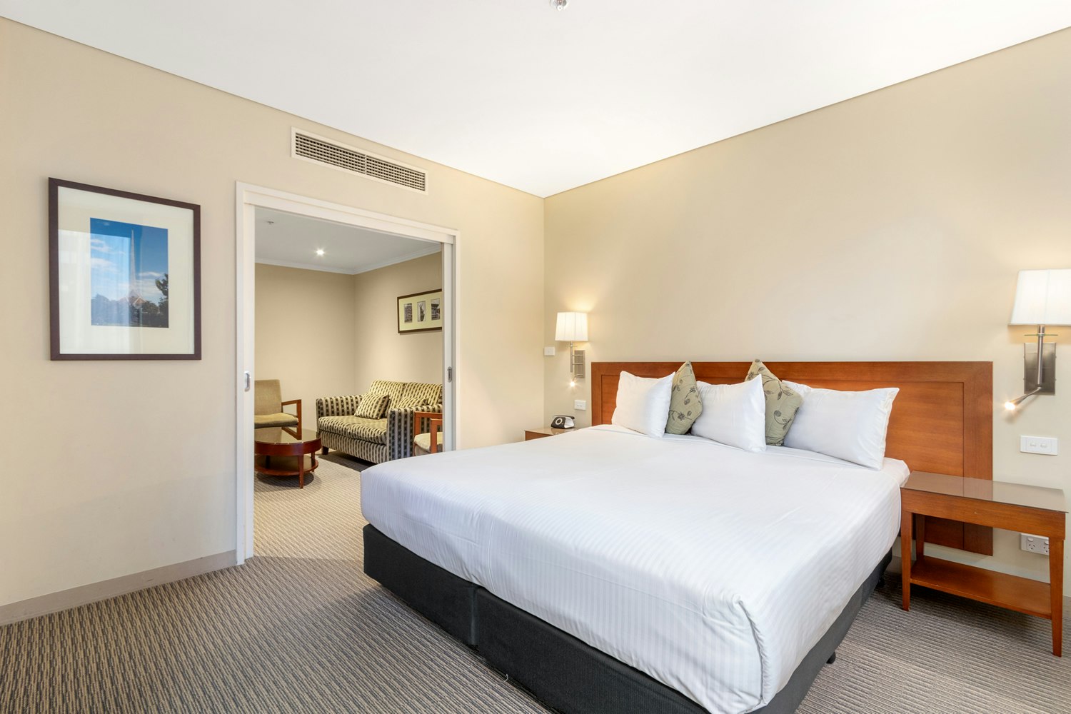 Our Gallery Boutique Hotel Melbourne Batman's Hill on Collins Our Gallery Boutique Hotel Melbourne Batman's Hill on Collins